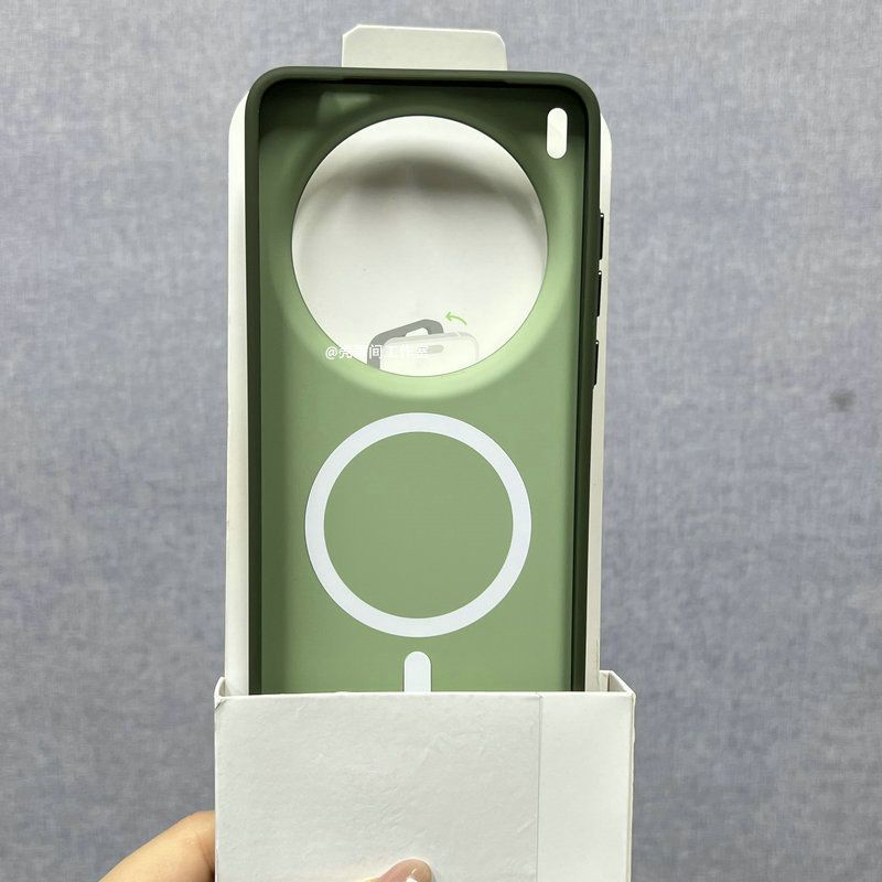 حافظة مغناطيسية من Magsafe لها - مراجعة Photography Kit Vivo X300 Pro وسعره